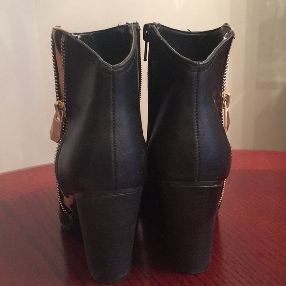 Fergalicious boots size 5.5 - Picture 3 of 3